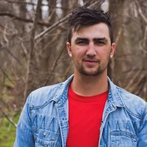 Meet your Posher, Kade